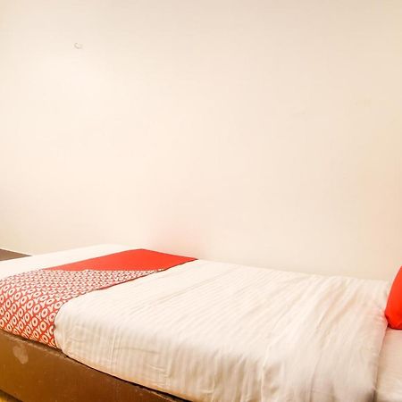 Oyo Indiraj Guwahati Exterior foto